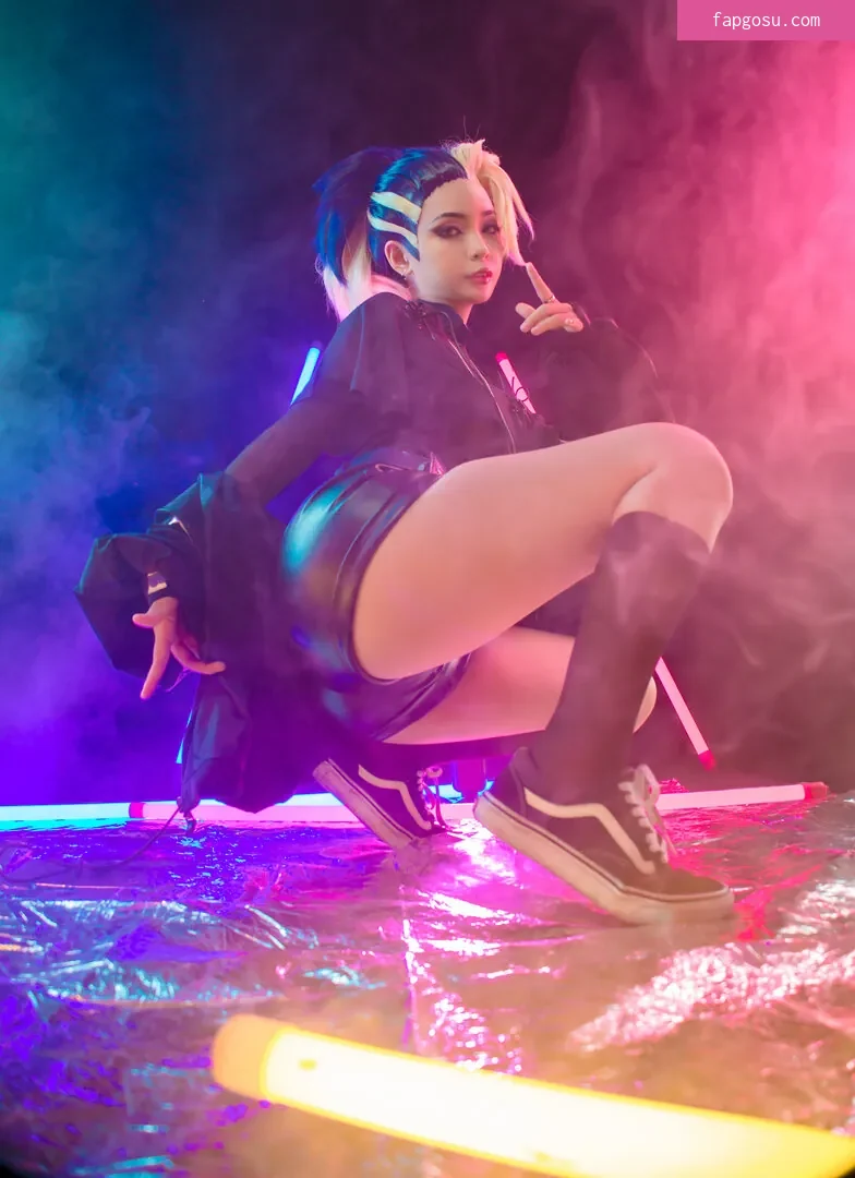 Umeko J.