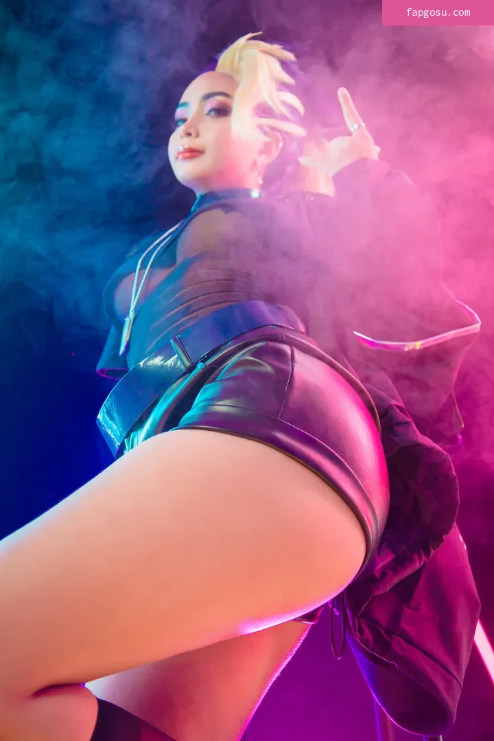 Umeko J.