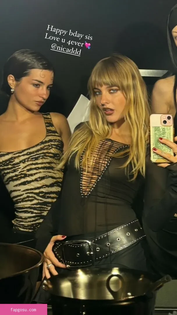 Victoria De Angelis