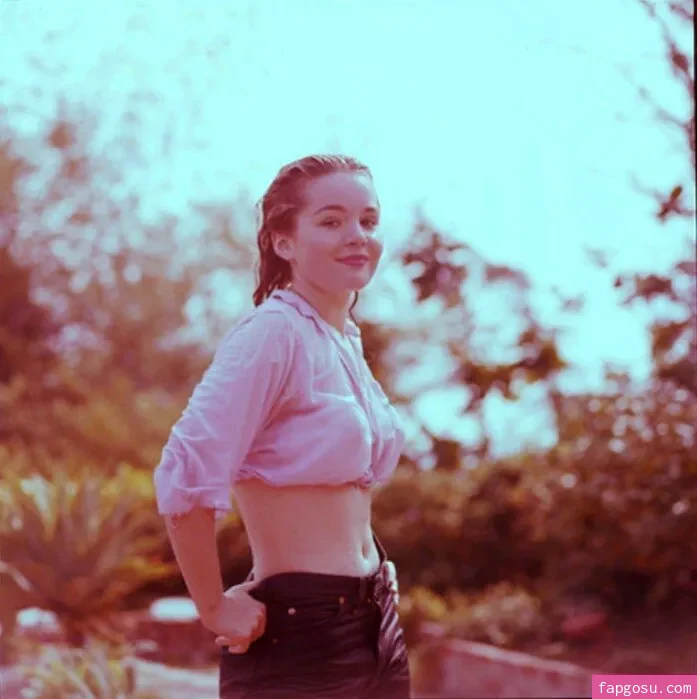 Vintage Starlets