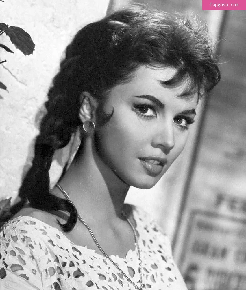 Vintage Starlets