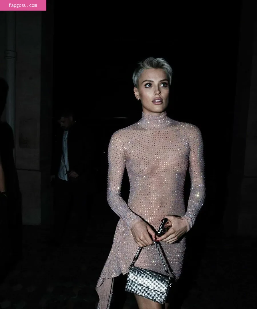 Wallis Day