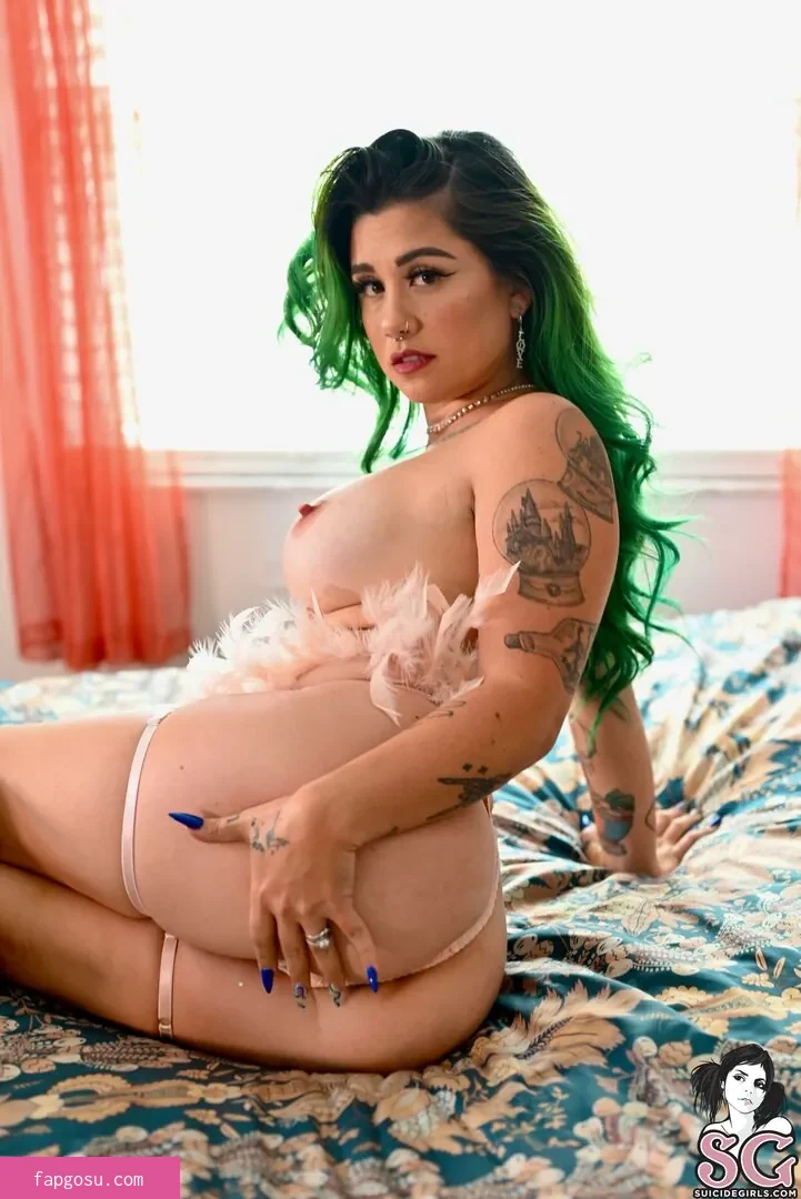wecallhervanessa