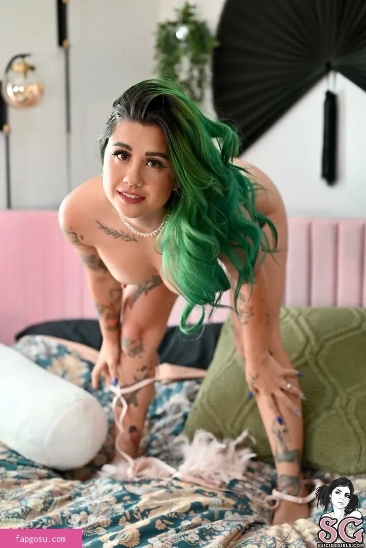 wecallhervanessa