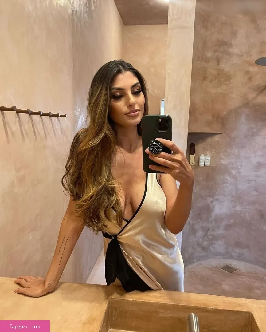 Yeliz Koc