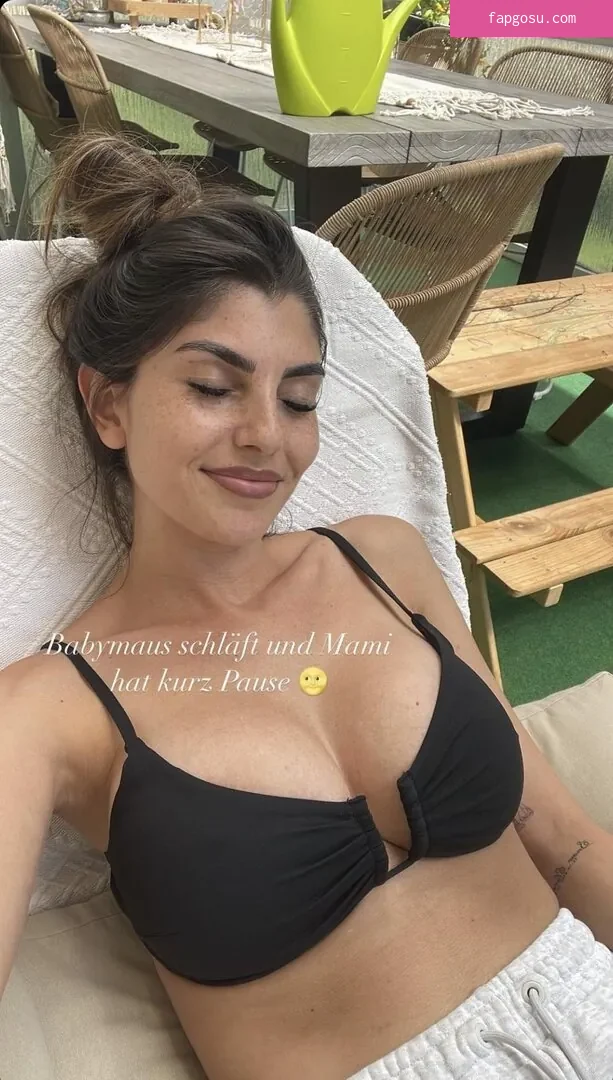 Yeliz Koc