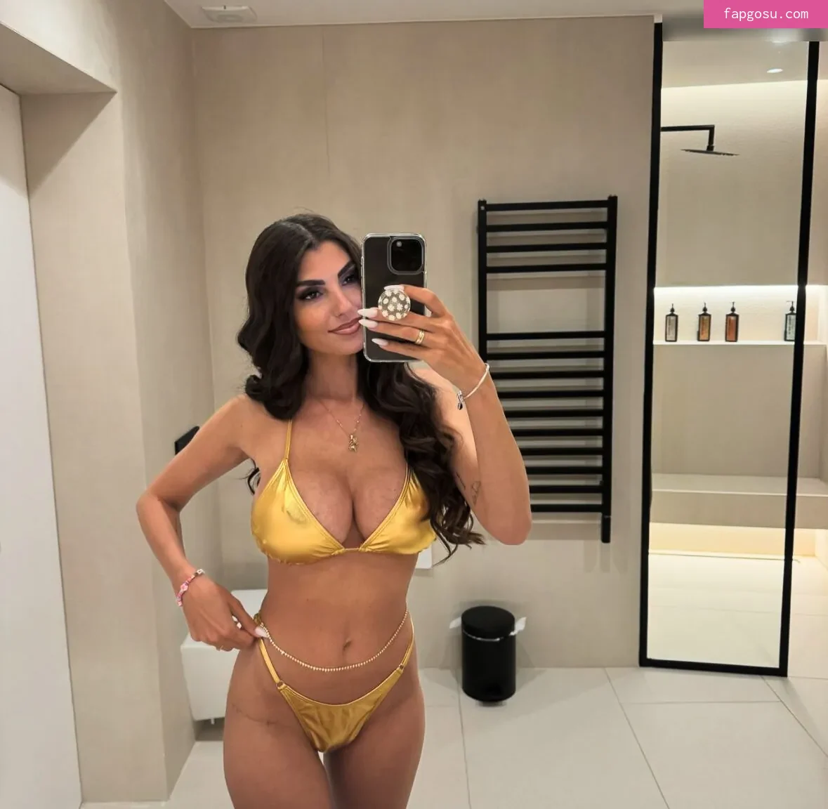 Yeliz Koc