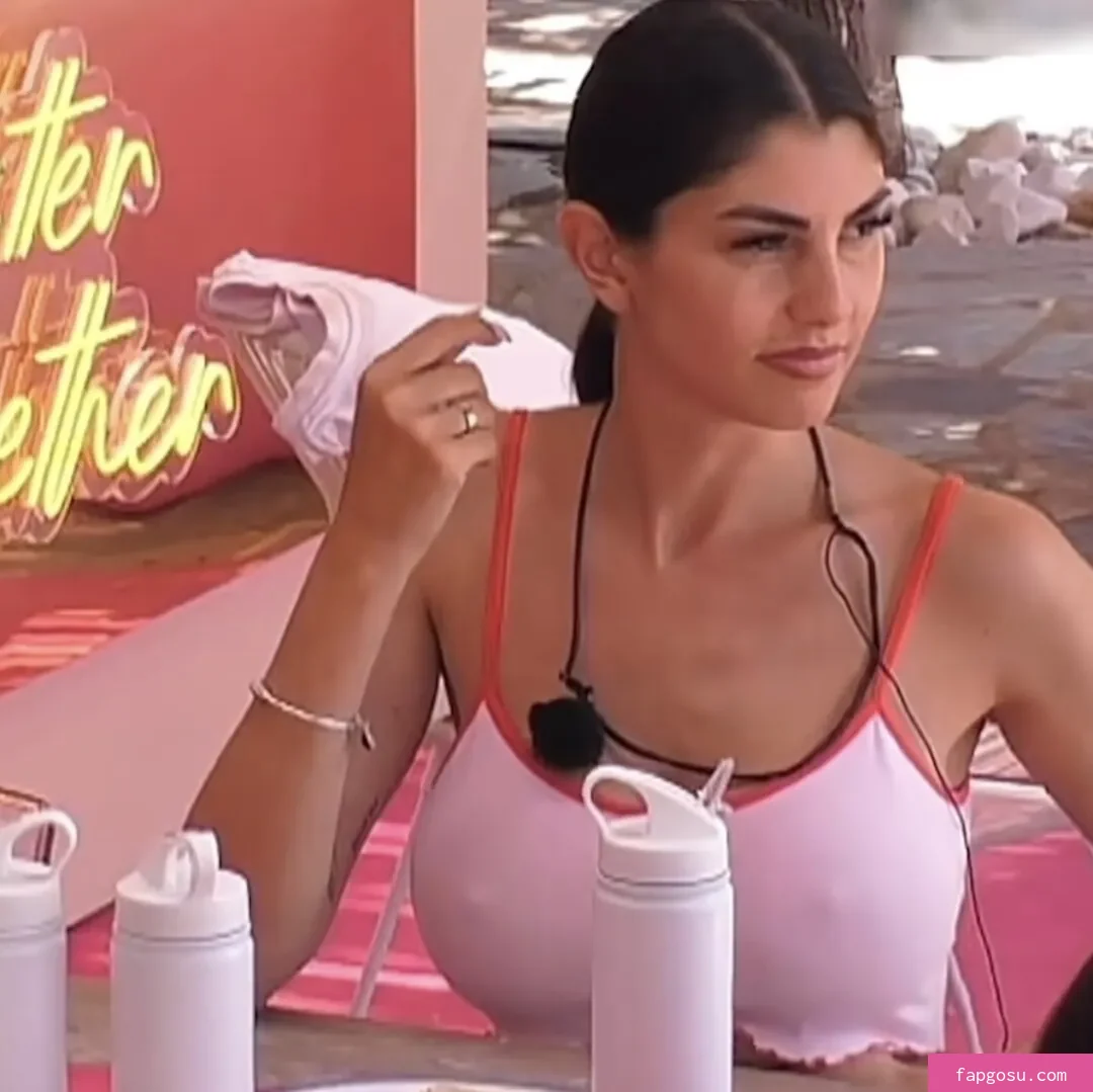 Yeliz Koc