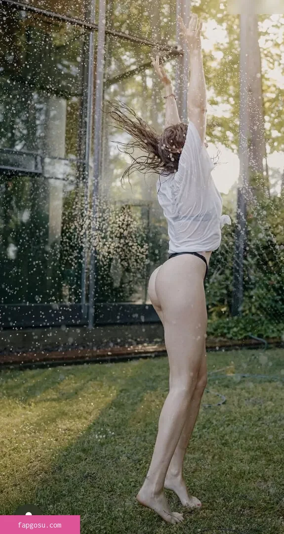 Yvonne Pferrer