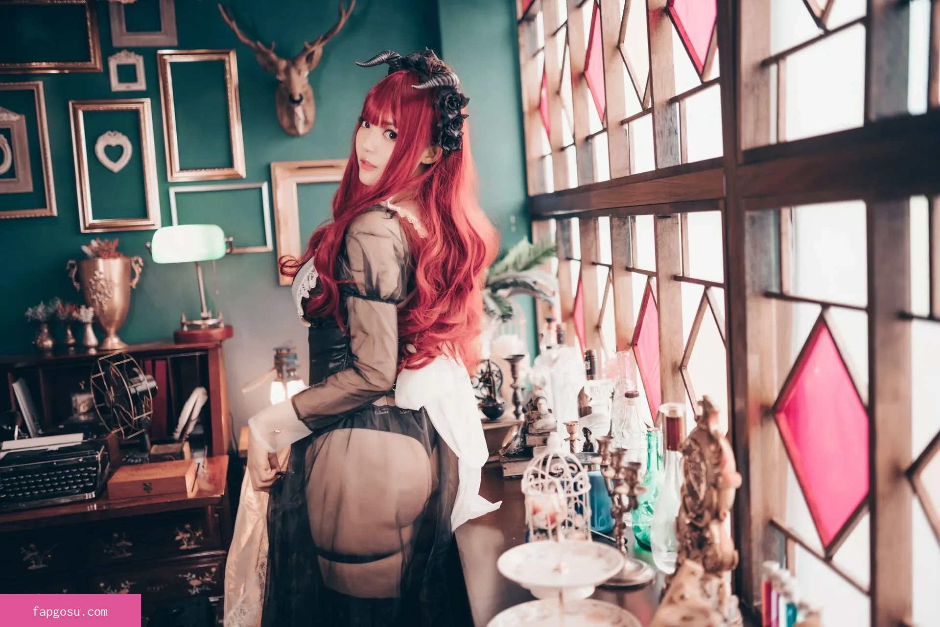 Ying Tze