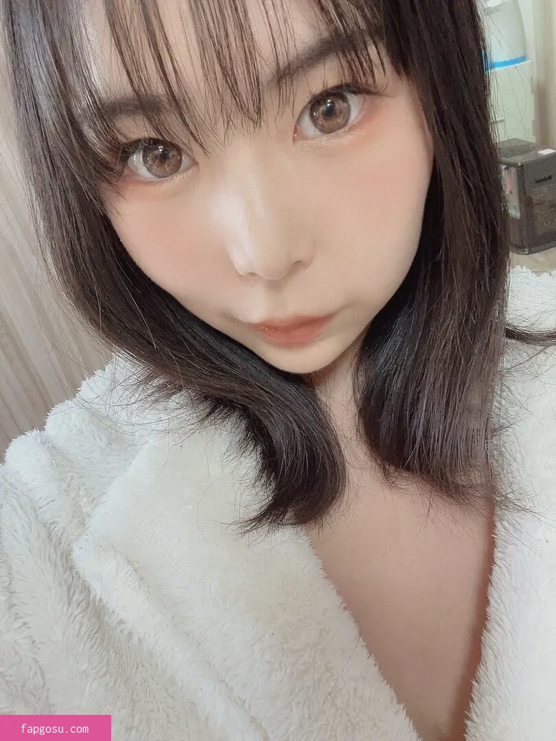 Yuria Yoshine