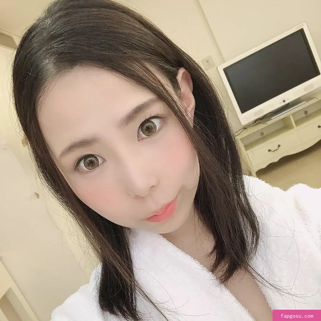 Yuria Yoshine