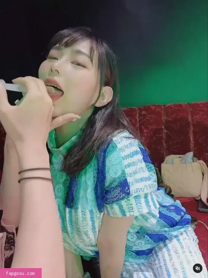 Yuria Yoshine