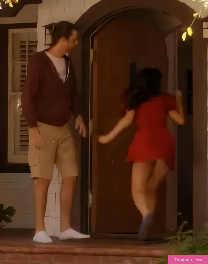 Zooey Deschanel