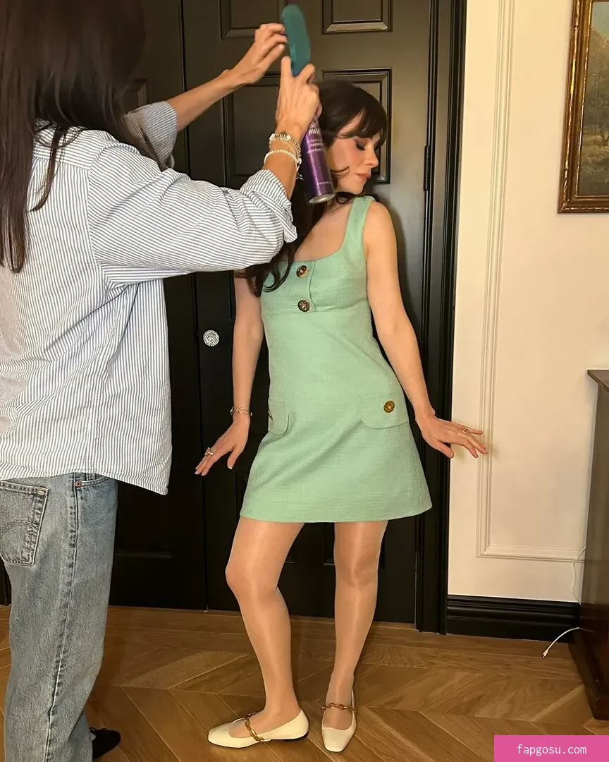 Zooey Deschanel