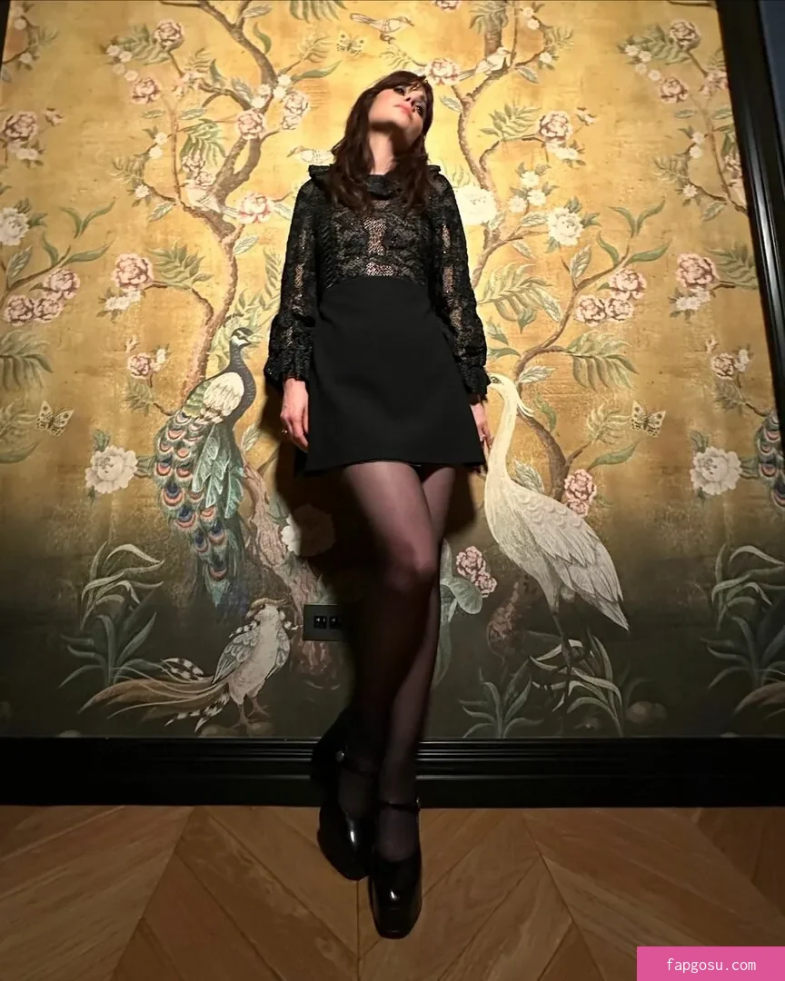 Zooey Deschanel